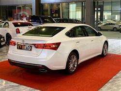 تويوتا أفالون